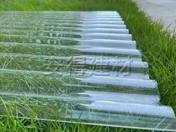 采光板的性能与特点有哪些？